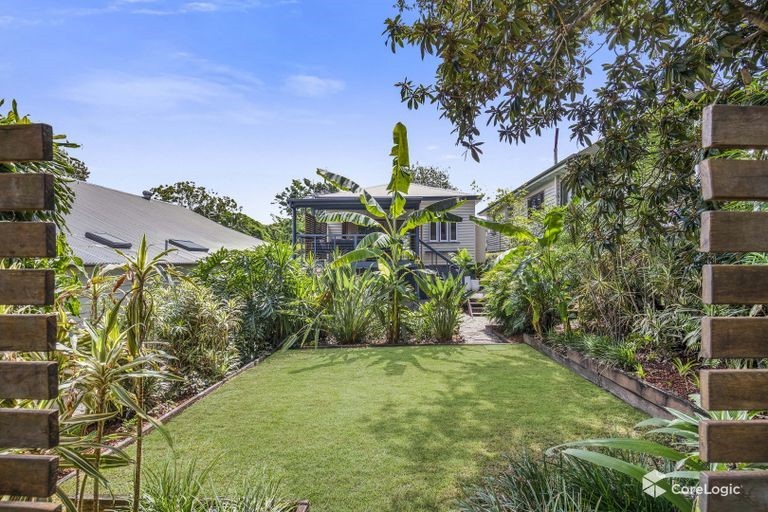 Brisbane spring garden